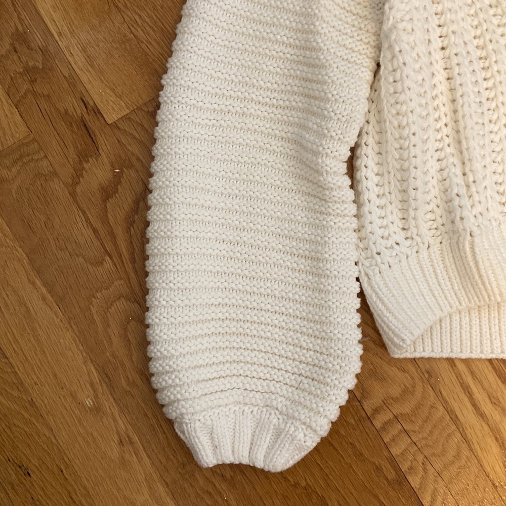 Free People knit oversized sweater, never worn - Picture 3 of 6